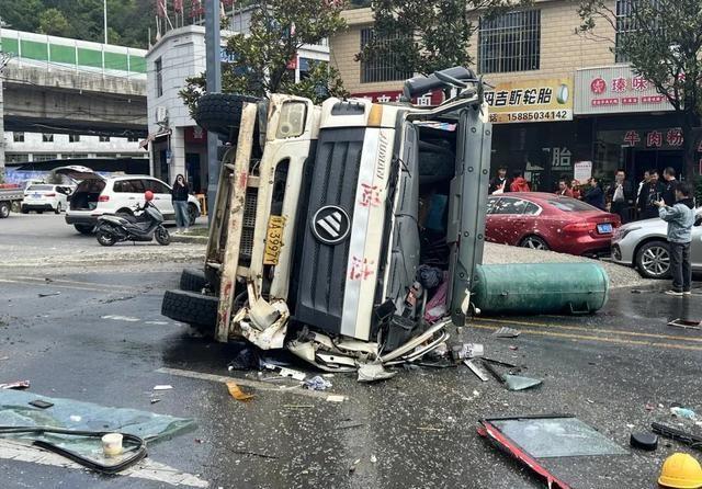 精细设计策略:2024全年免费资料大全_WP88.61.16