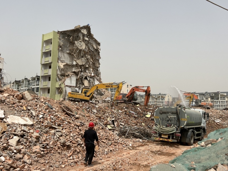 闫家山改造最新动态及拆建争议原因解析