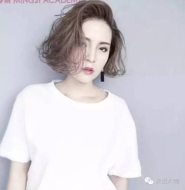 管家婆一码一肖必开_最新短发发型烫发,全面数据分析方案_黄金版39.29.80