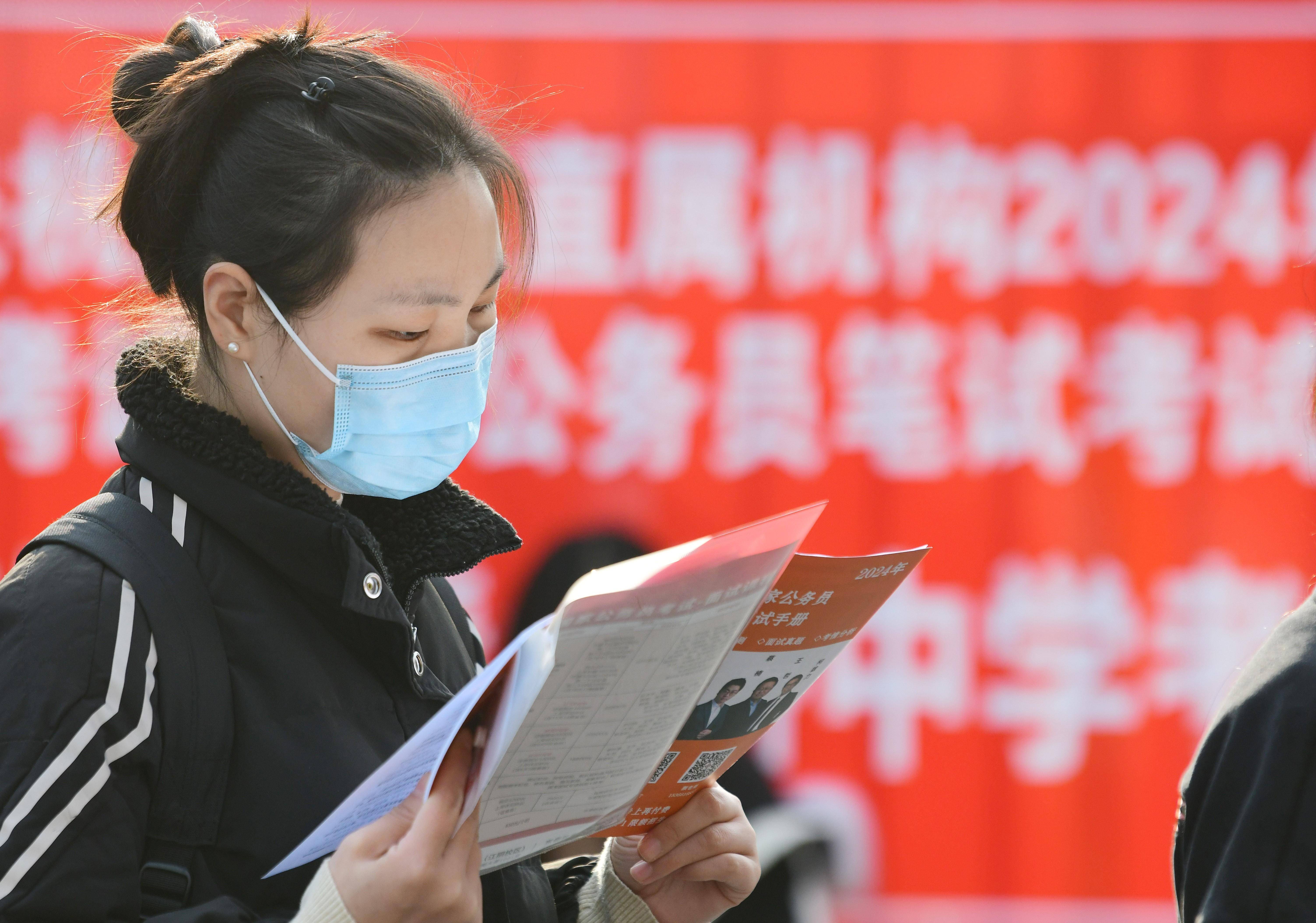 新澳2024年最新版_津门飞鹰最新消息,高速响应计划执行_透明版5.11.519