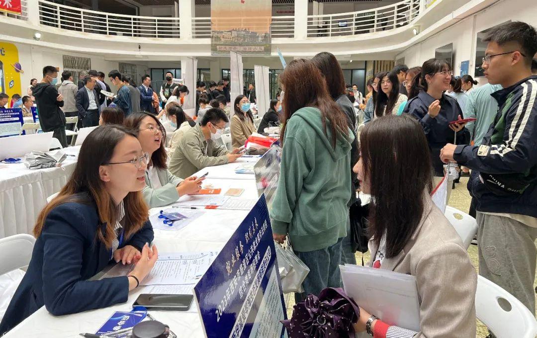 临潼最新招聘信息,探索自然美景的旅行,寻找内心的平静