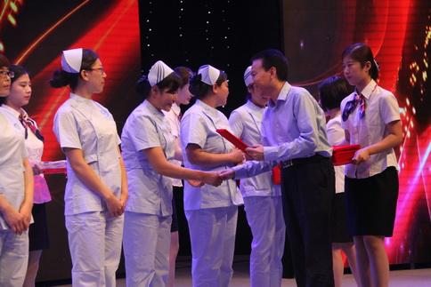 邹城护士最新招聘信息与职业前景展望