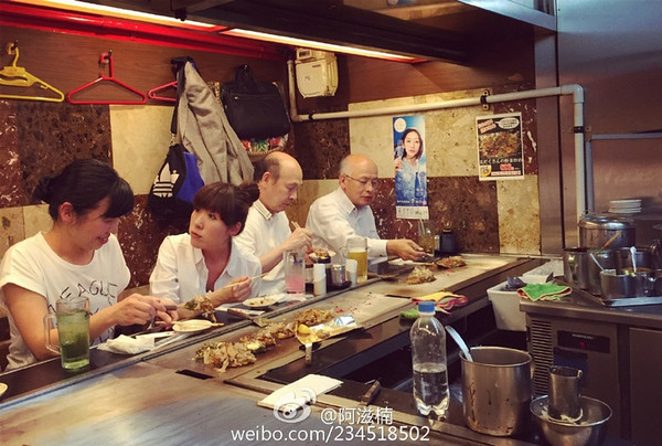 C仔最新力作揭秘,小巷中的秘密美食殿堂在线阅读