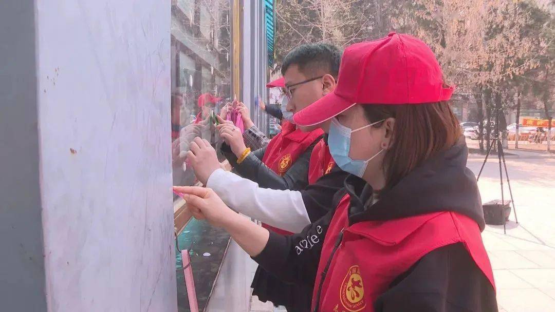 新澳一句真言,时代资料解释落实_Lite55.104