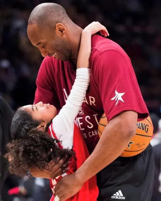 传奇发布网站排最新,游戏迷的天堂!