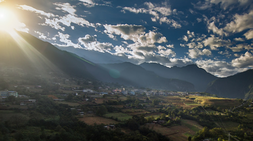 2024党的最新动态——小巷深处的独特风味探索之旅