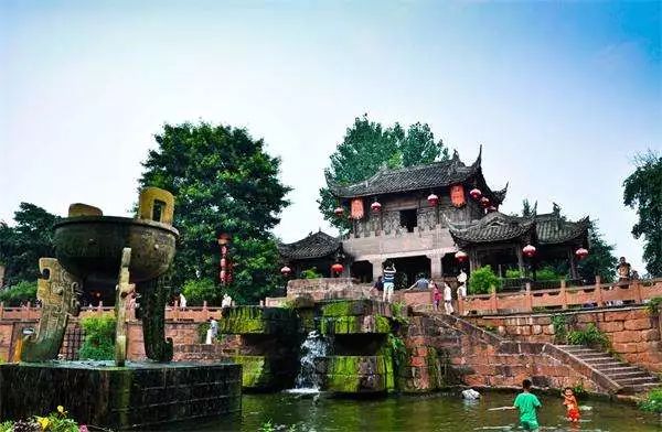 四川隆昌二手房最新,探索自然美景的旅行,寻找内心的平和宁静