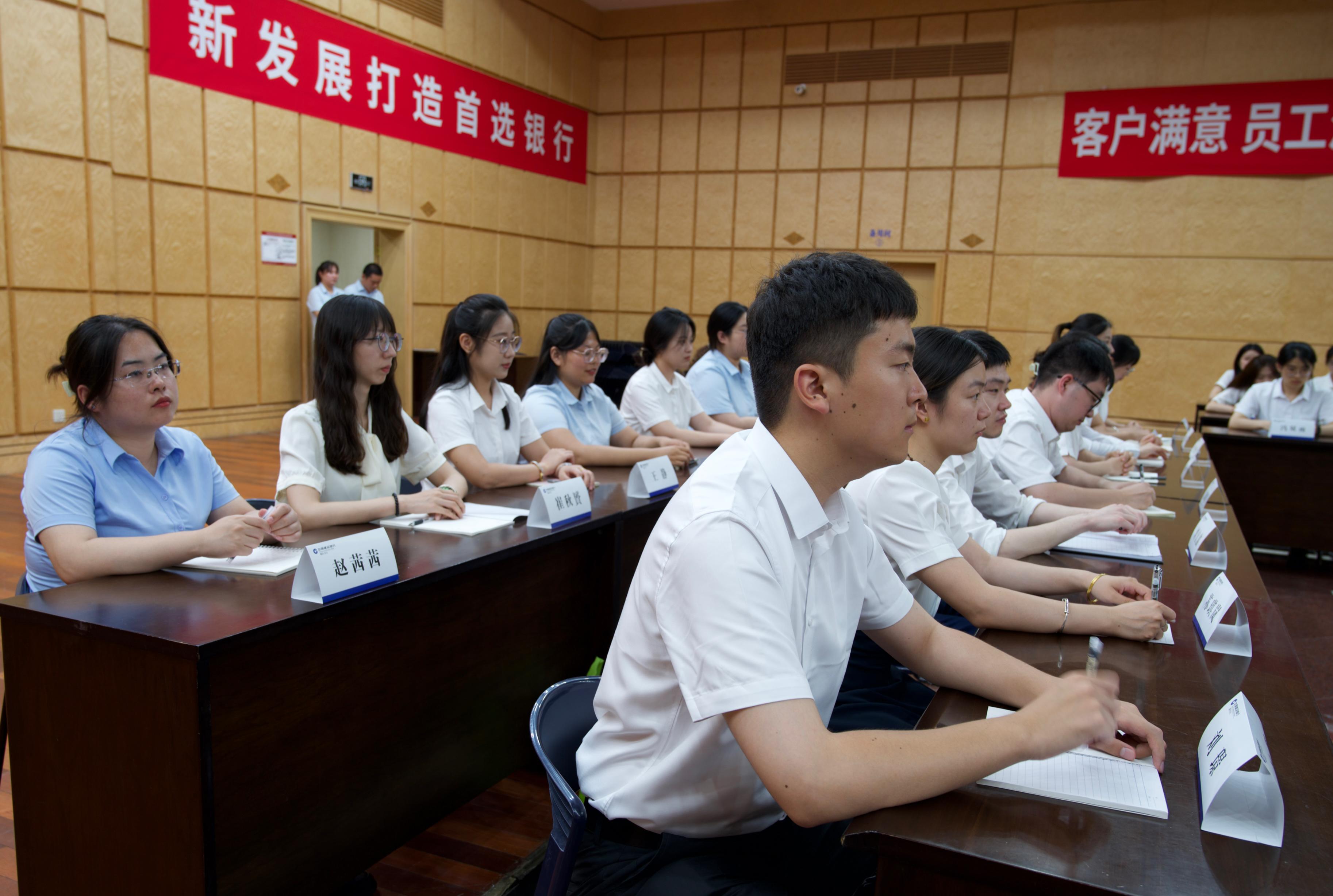 聚力WWE 2024最新一期,荣耀与力量的碰撞