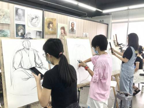 2024年澳门大全免费金锁匙,快速实施解答研究_家庭版70.572