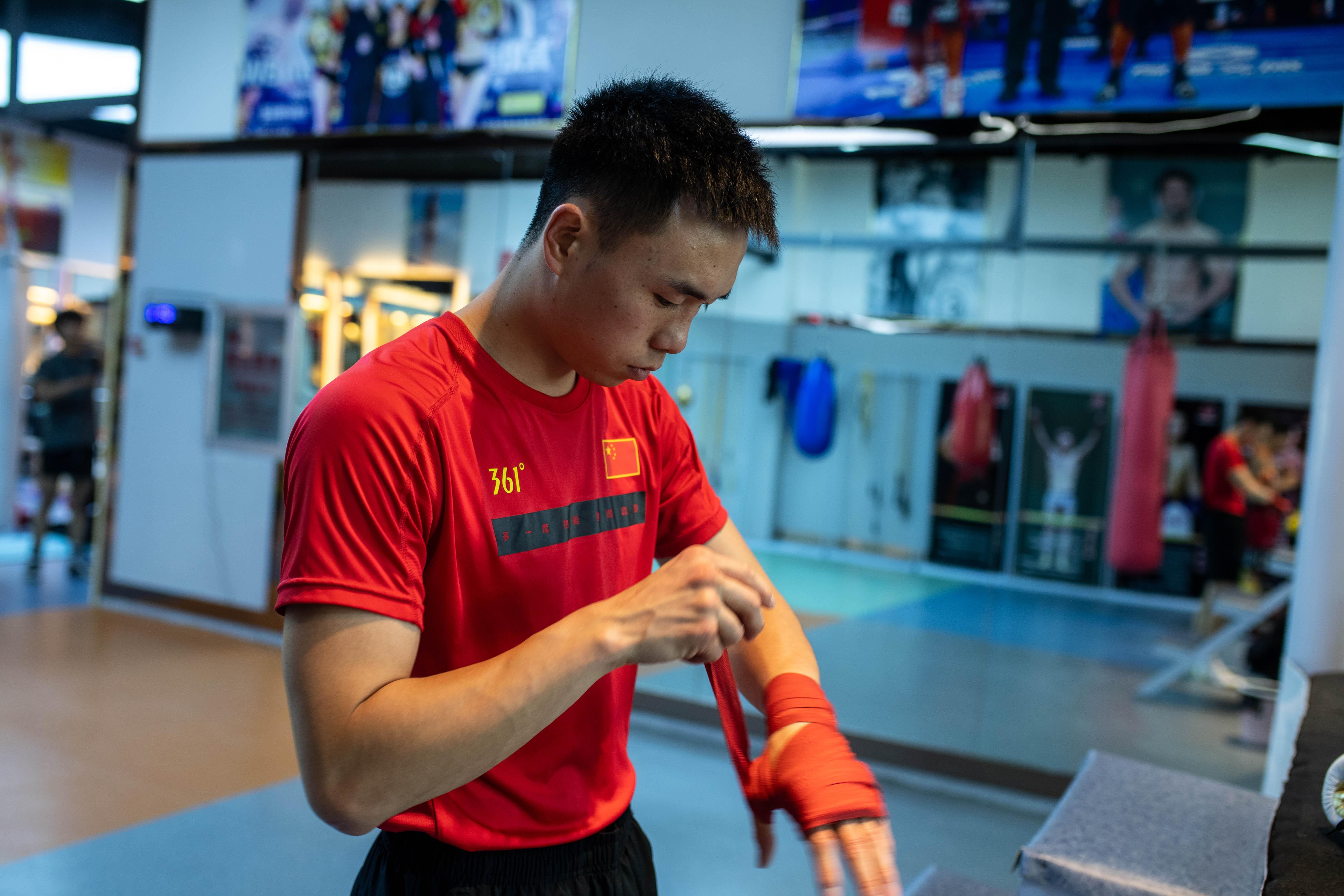 最新英国疫情视频,科技前沿的高科技产品介绍