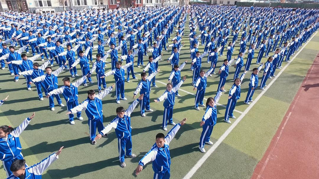 穿越剧最新爆款🎬 带你穿越时空,探秘历史新篇章!🌌✨