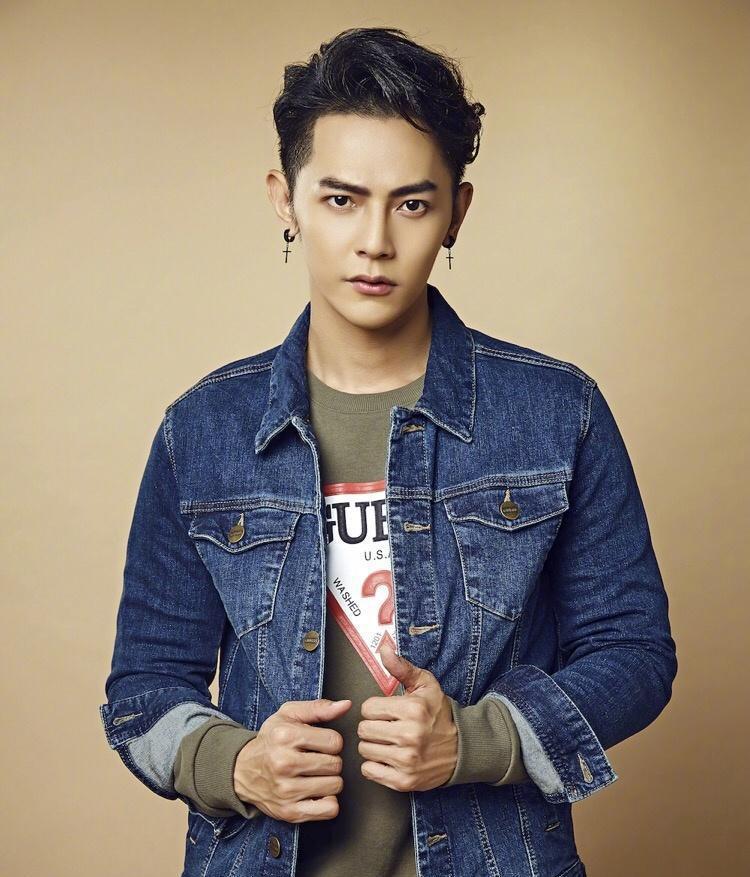 上市水泥与小巷中的隐秘宝藏