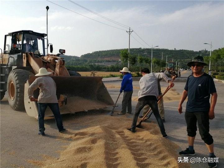 蓝光上市,机遇与挑战并存