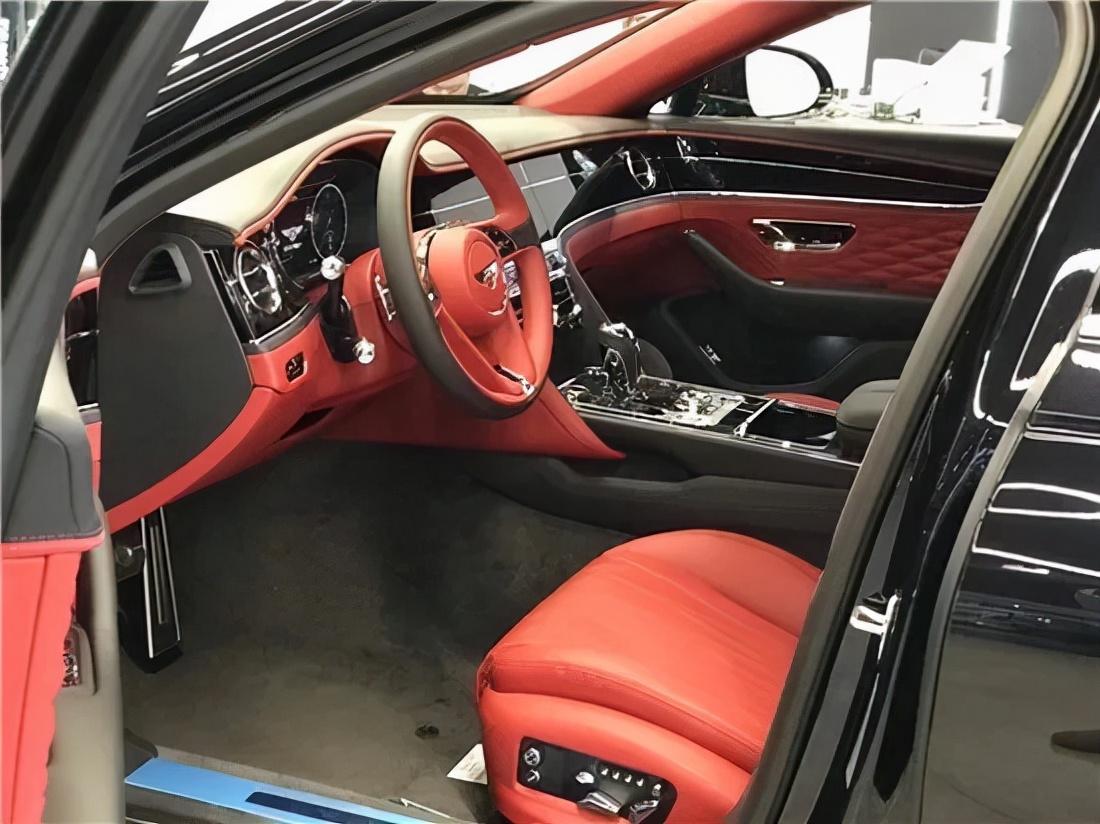 最新轿车,科技与设计的融合