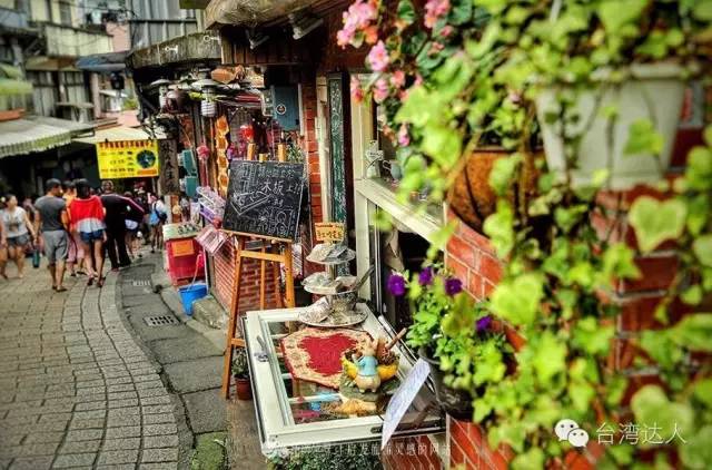 最新赚钱秘籍,小巷深处的隐藏宝藏,一家特色小店的奇遇之旅