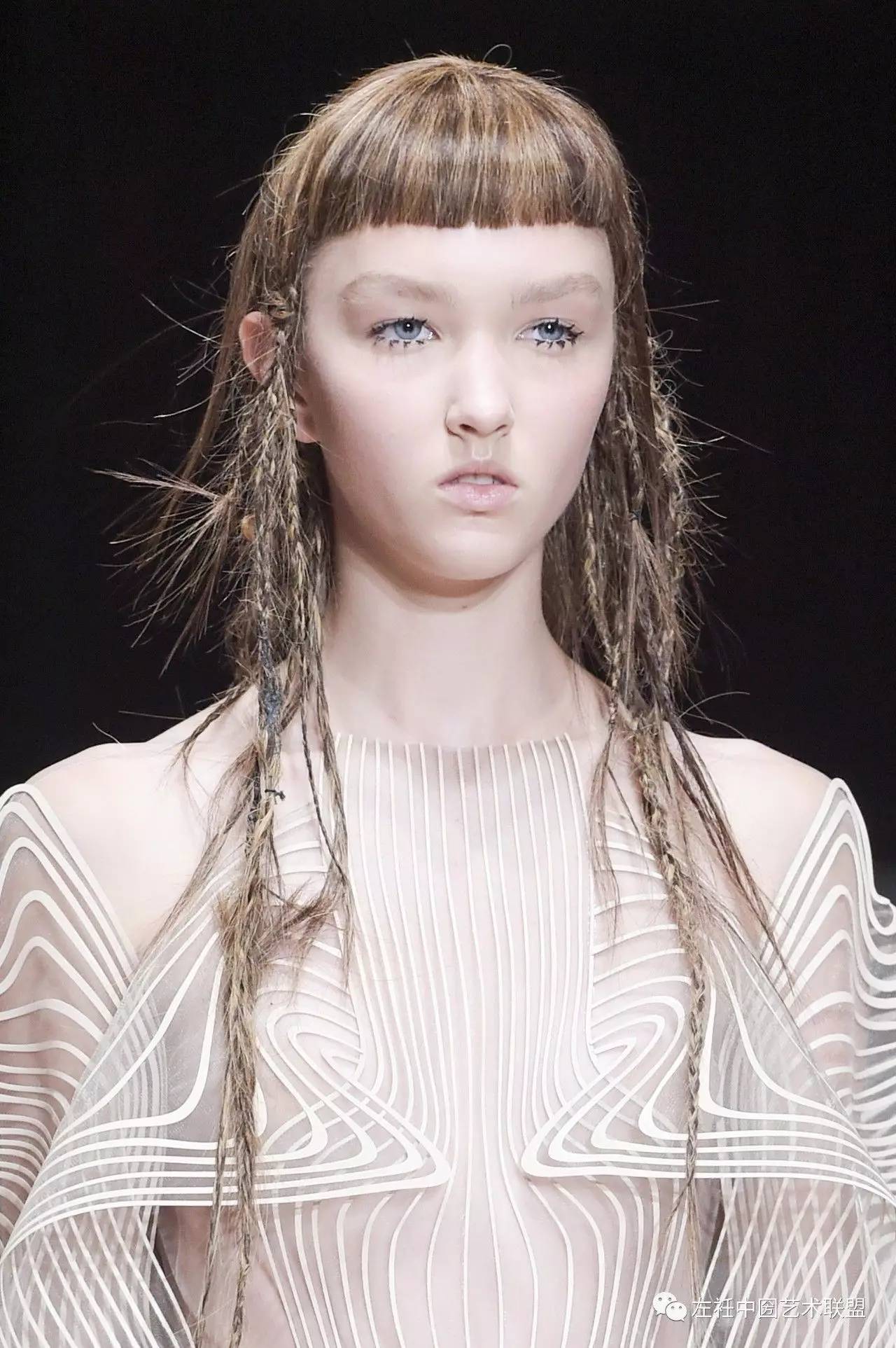 最新潮流发型集——科技重塑发型魅力,展现未来风尚