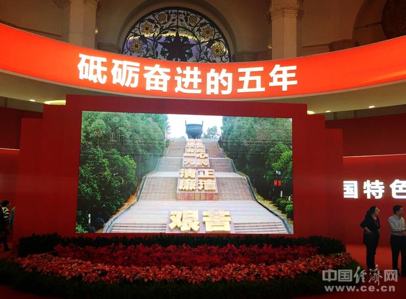 现代门楼设计,学习变化,自信成就未来