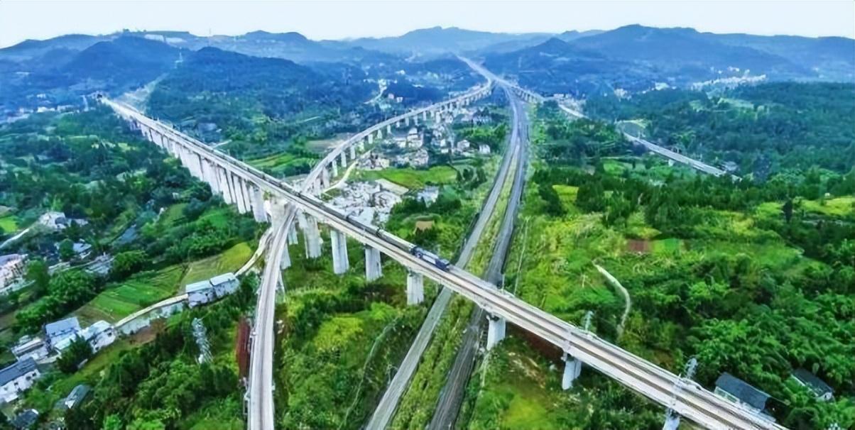 宜来高速最新规划发布,一场自然美景的探索之旅