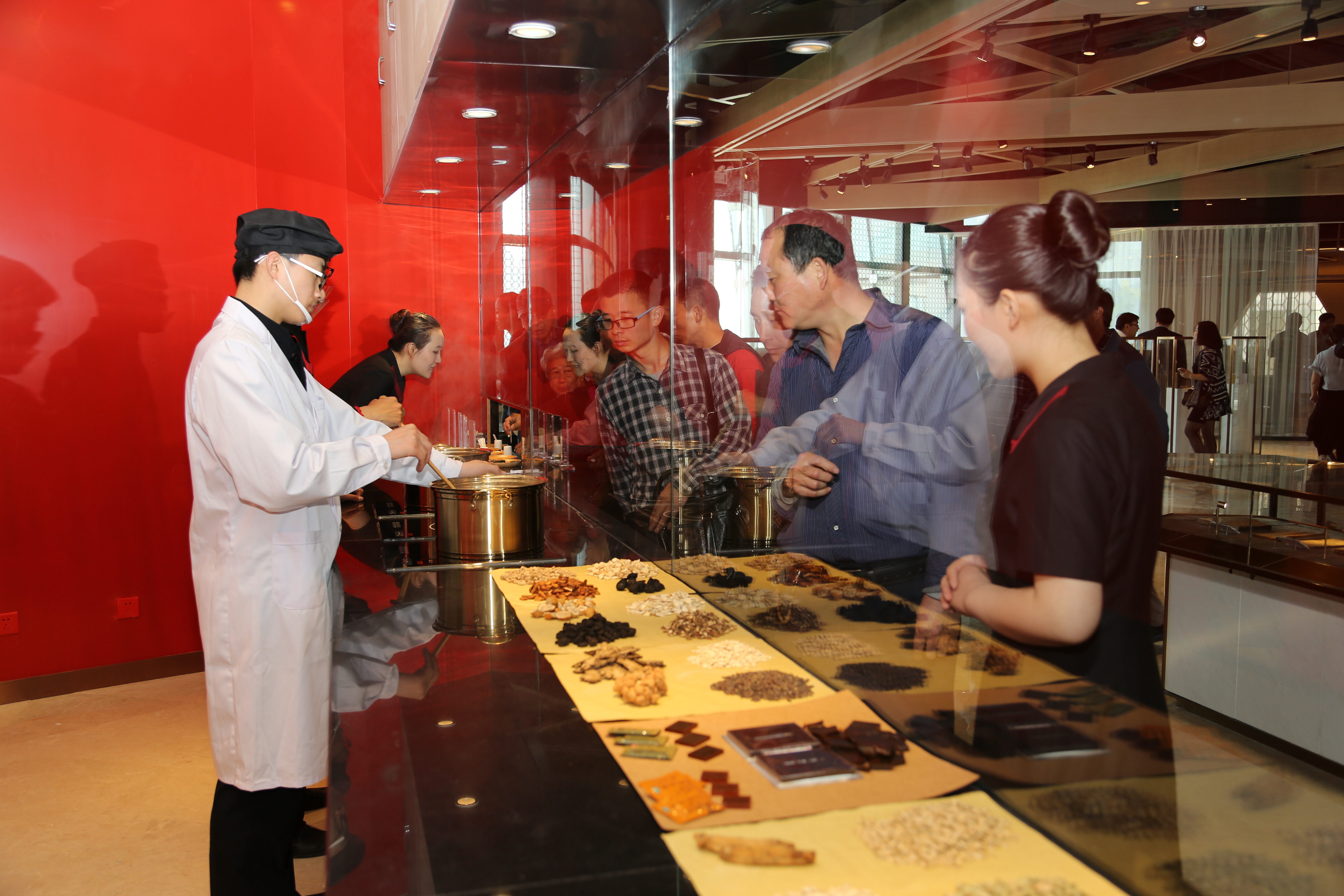 阿胶固元膏,科技新风尚,价格与体验的双重盛宴