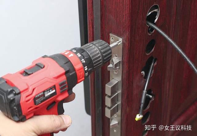 万用表价格——解锁知识之门的钥匙,点亮自信与成就之光