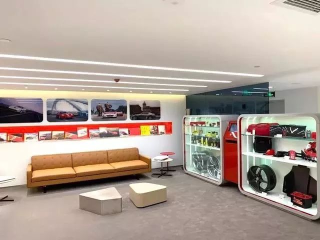 新车上市展厅布置,打造吸引客户的理想展示空间