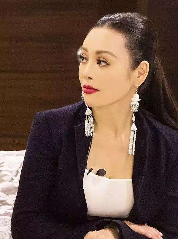 女明星的心灵之旅,调教自然,寻找内心的宁静