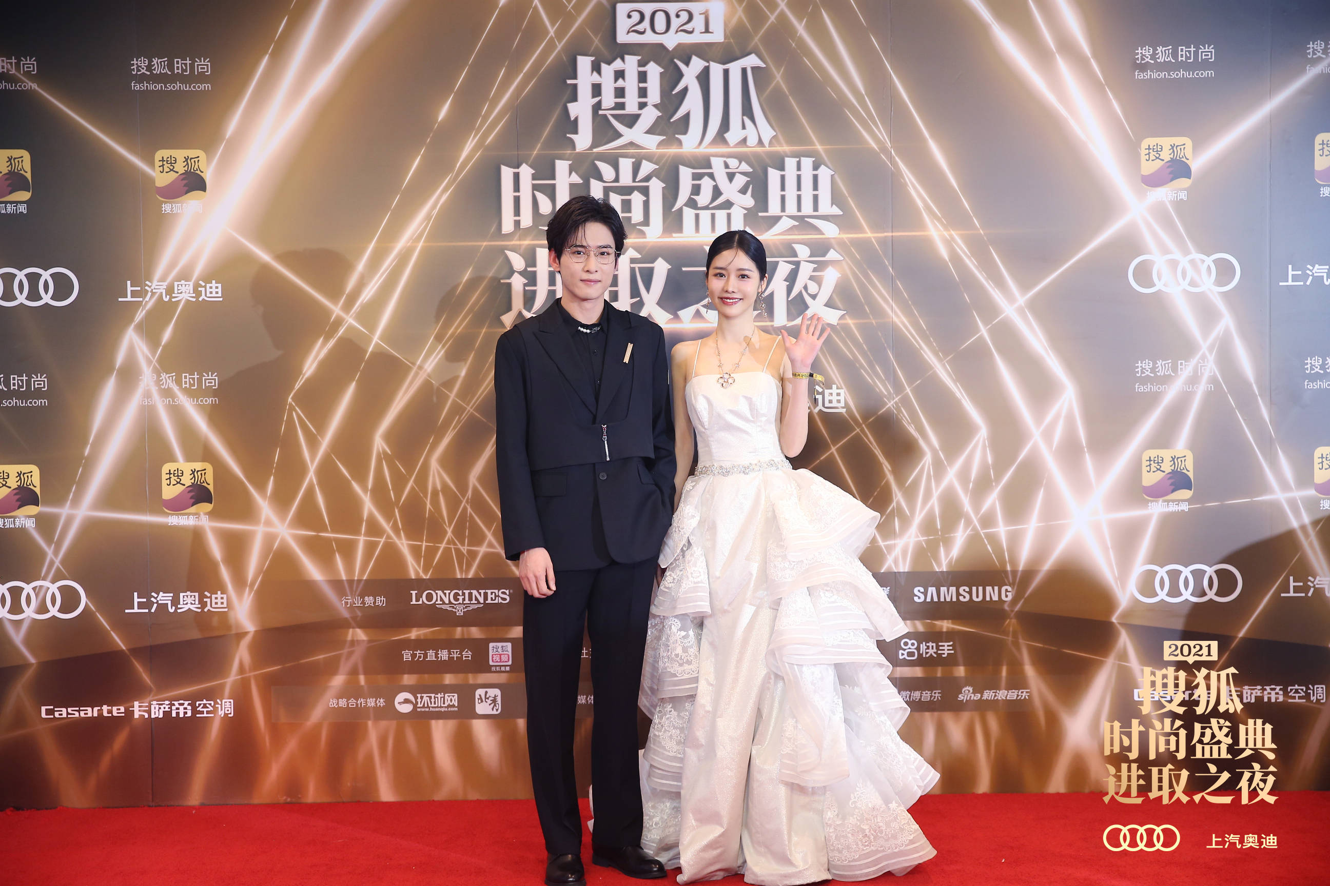 扑哧君演员,演艺之路的闪耀之星