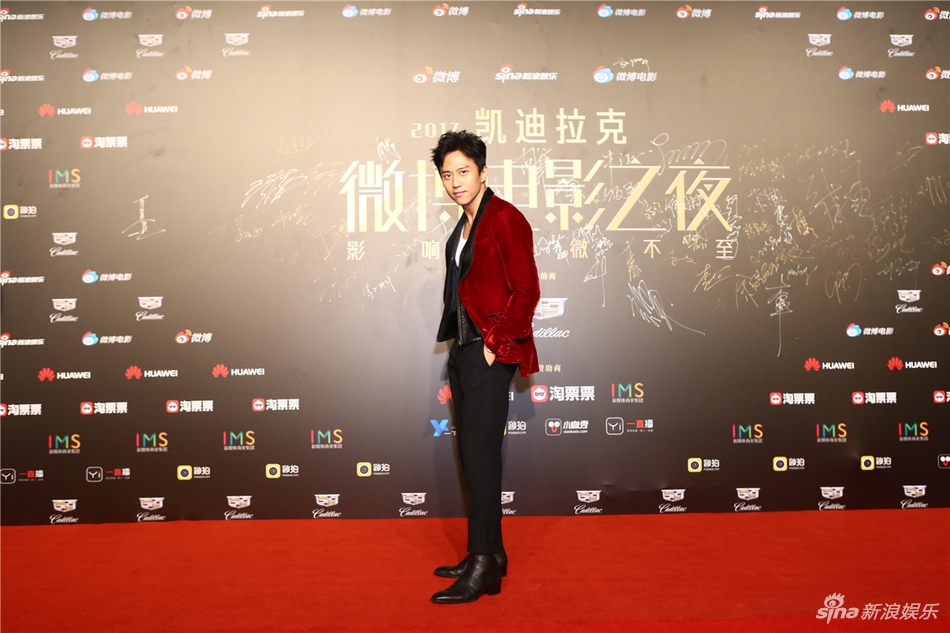 新加坡演员璀璨群星闪耀,科技引领潮流——体验前卫的新加坡影视新星与智能生活新纪元