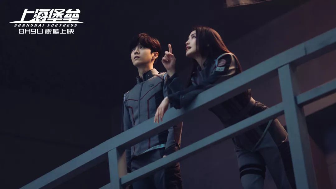 信号,未来影视体验,演员表背后的科技魔力