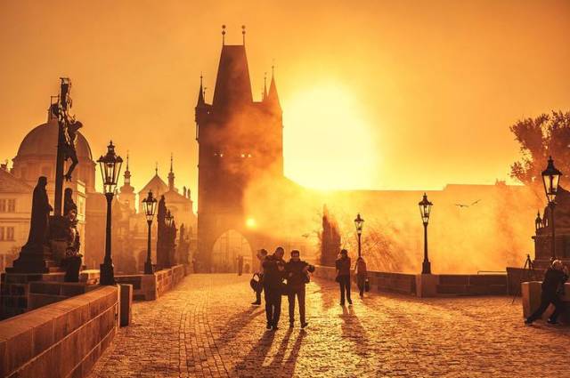 成龙最好的电影,探索自然美景的旅行,寻找内心的平和