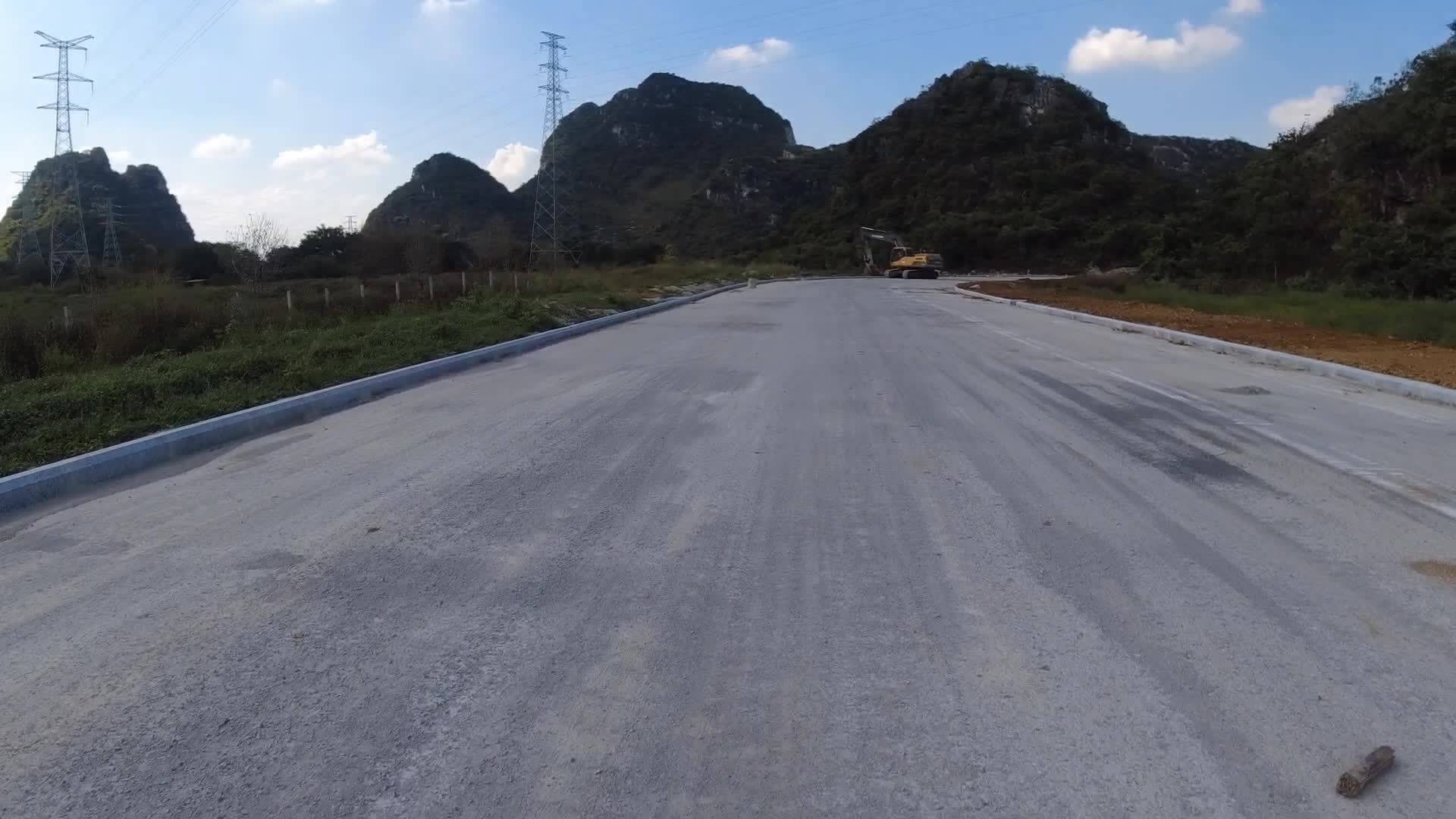 一龙最新的比赛,一场自然美景的旅行探索