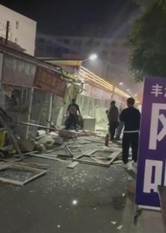 南皮新闻最新消息车祸背后的故事,小巷深处的独特小店揭秘