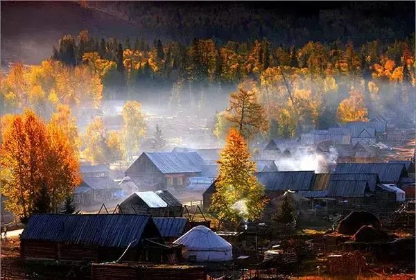 在线情色电影之外的自然之旅,探索美景,寻找内心的宁静