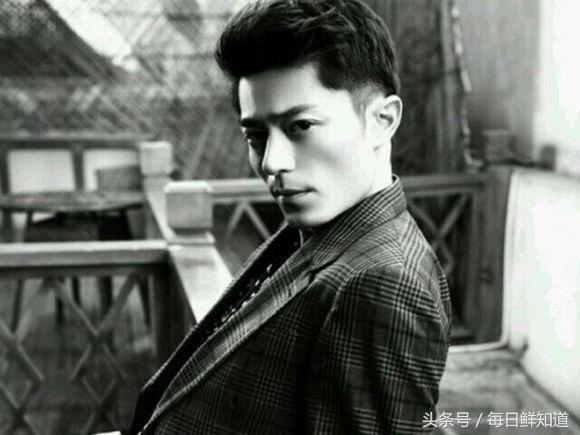 明星谎报身高背后的趣事与情感纽带