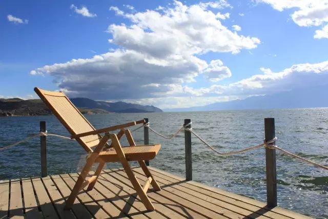 新款老年电动轮椅,一场说走就走的自然美景之旅