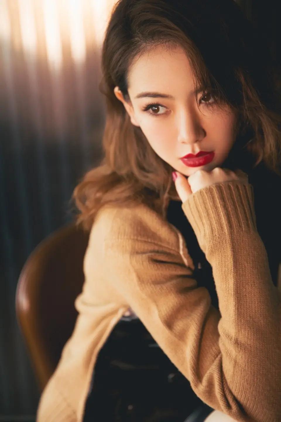 📸戚薇近期写真,惊艳时刻定格瞬间!🌟