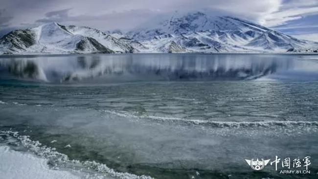 缺氧最新版下载,逆风翱翔,缺氧世界的励志之旅