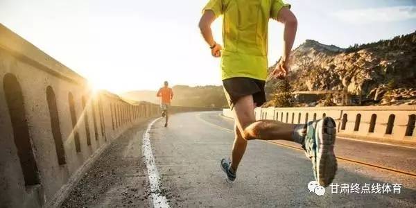 记一次跑步比赛作文，自信与成就感的奔跑之旅