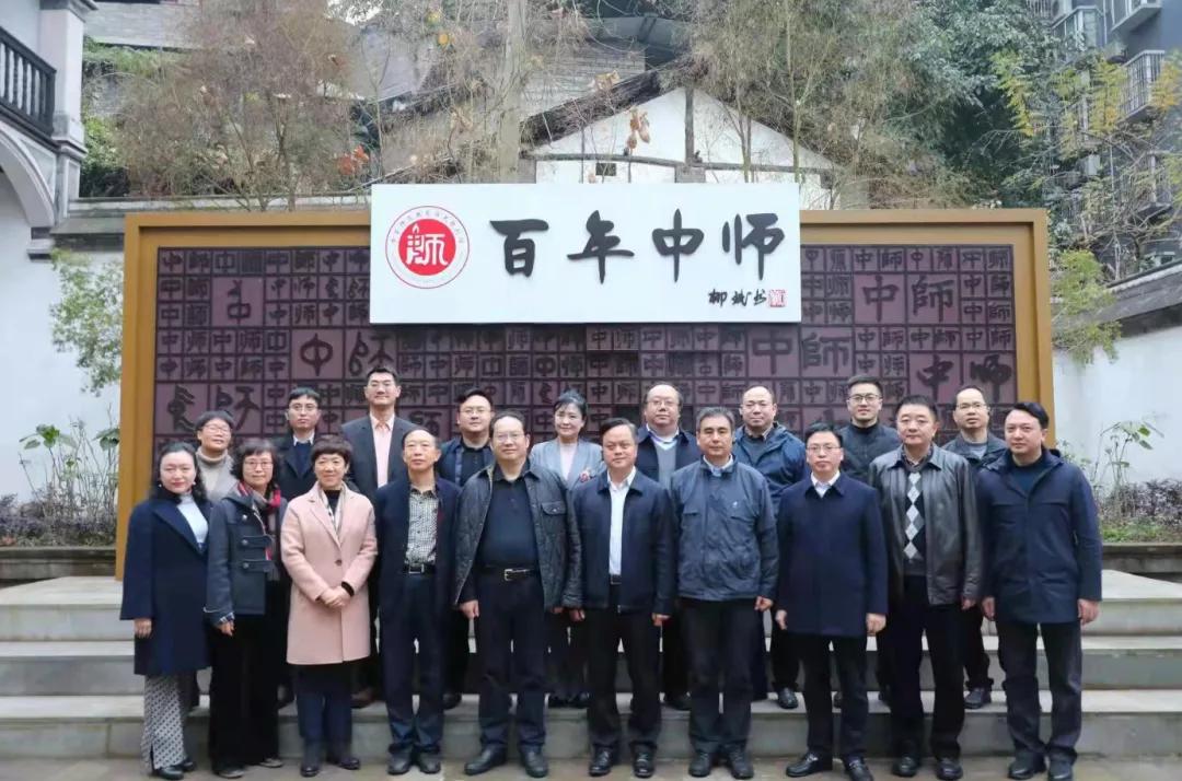 贾樟柯的电影,小巷深处的电影秘境与隐藏的特色小店