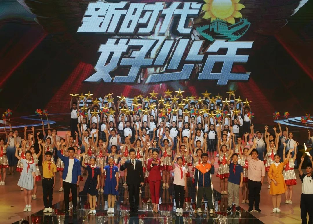 少年时代潮流回顾,一场自信与成就感的盛宴,融入正能量与幽默的励志之旅