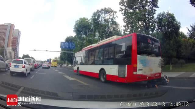 最新唐山公交,时代的脉络与城市的步伐