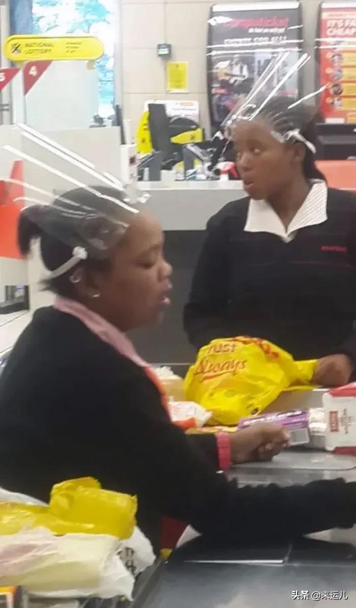 最新防疫帽,小巷深处的独特时尚