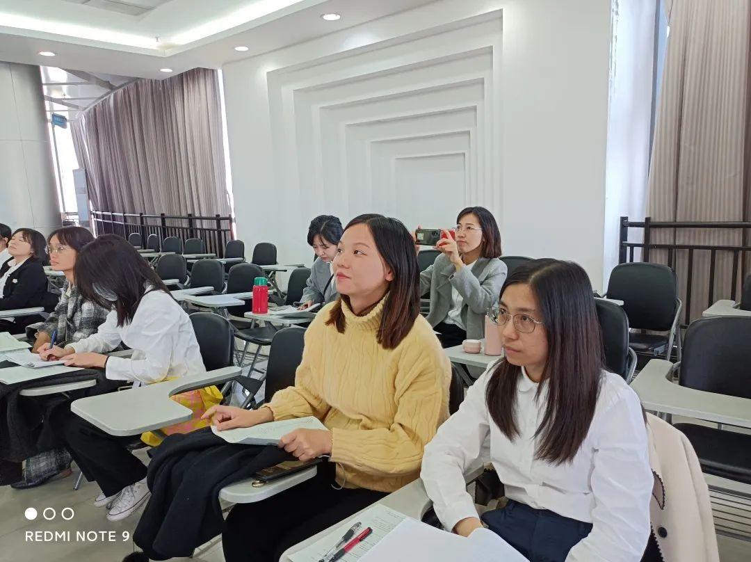 最新英文典,自然美景之旅的心灵启示