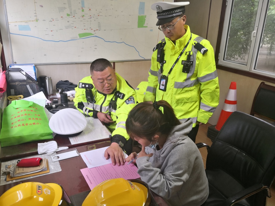 灵丘交警最新动态,科技助力,提升交通管理效率