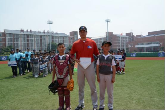 最新打棒球的高科技产品——棒球未来版,科技与激情的完美结合