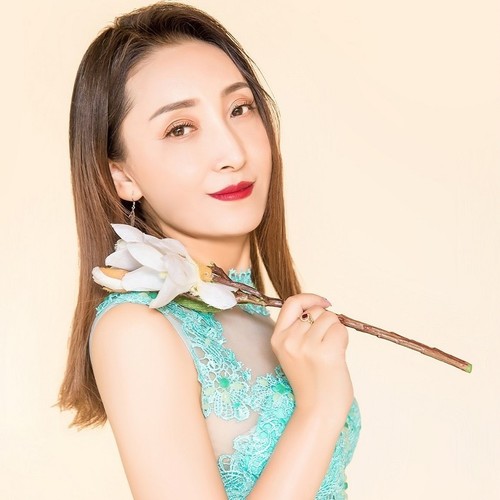 王洁最新,时代之光下的璀璨新星