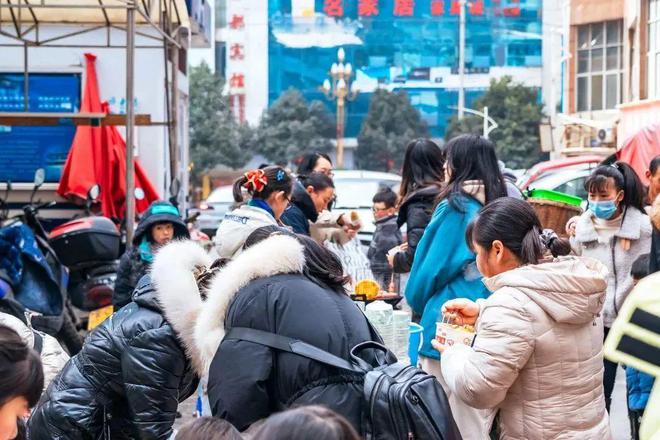 最新疫情镇雄的温馨日常