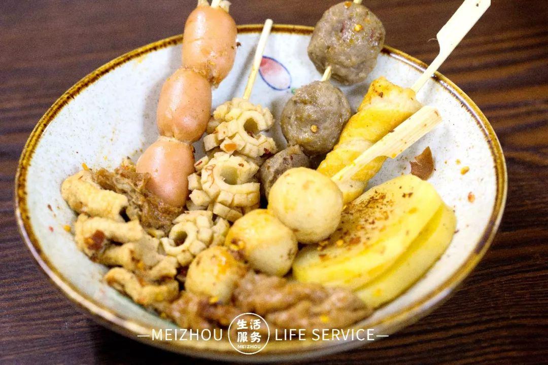 最新社会梗,小巷深处的独特风味,一家隐藏版特色小店大揭秘!