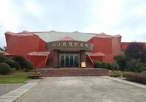 收藏品最新,追溯其背景、重要事件与时代地位