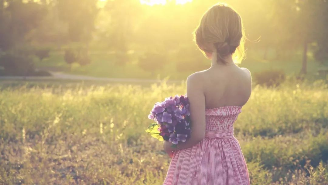 最新女人的情感科技宠儿——情感智能伴侣,重塑生活体验!